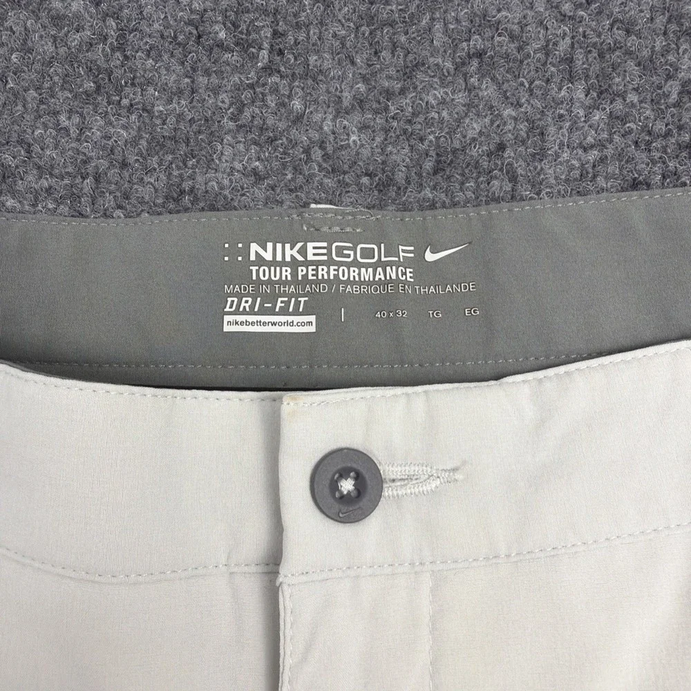 Nike Golf Tour Performance Golf Pants Men's 40x32 White Dri Fit Perforated